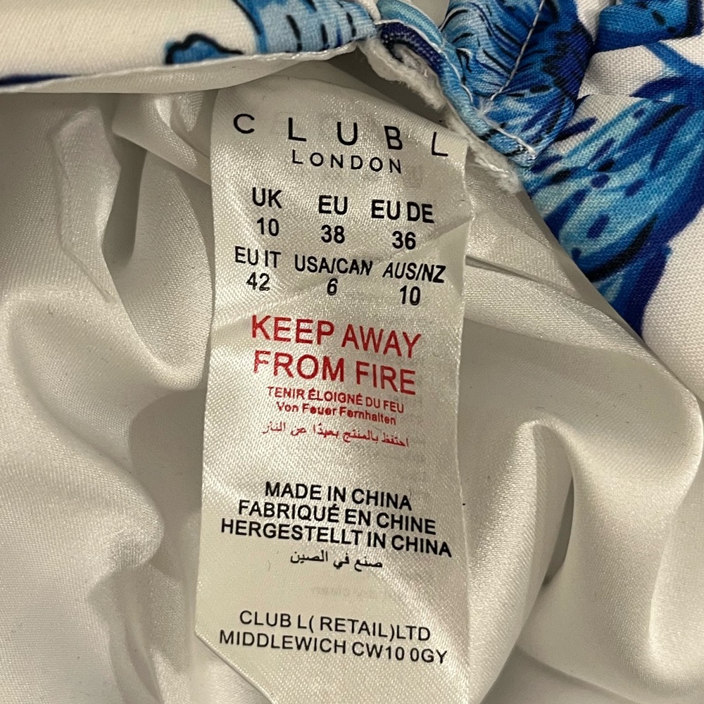NWT CLUB L LONDON | One Day | Blue Porcelain Print Ruffle-Strap Belted Playsuit - Picture 12 of 12